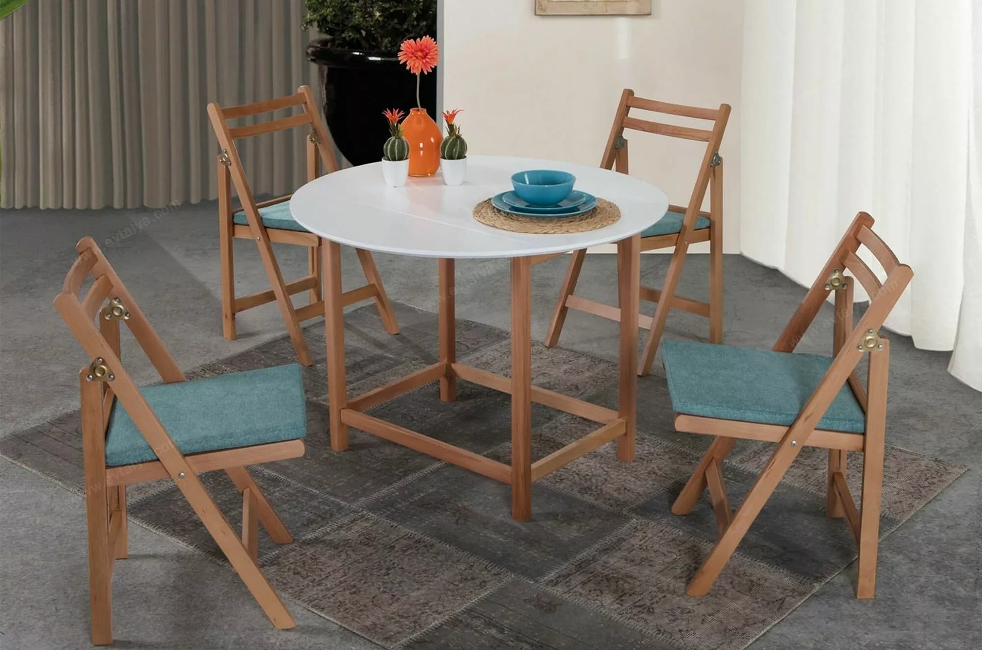 Doha İskandinav Katlanır Masa Sandalye Takımı 4