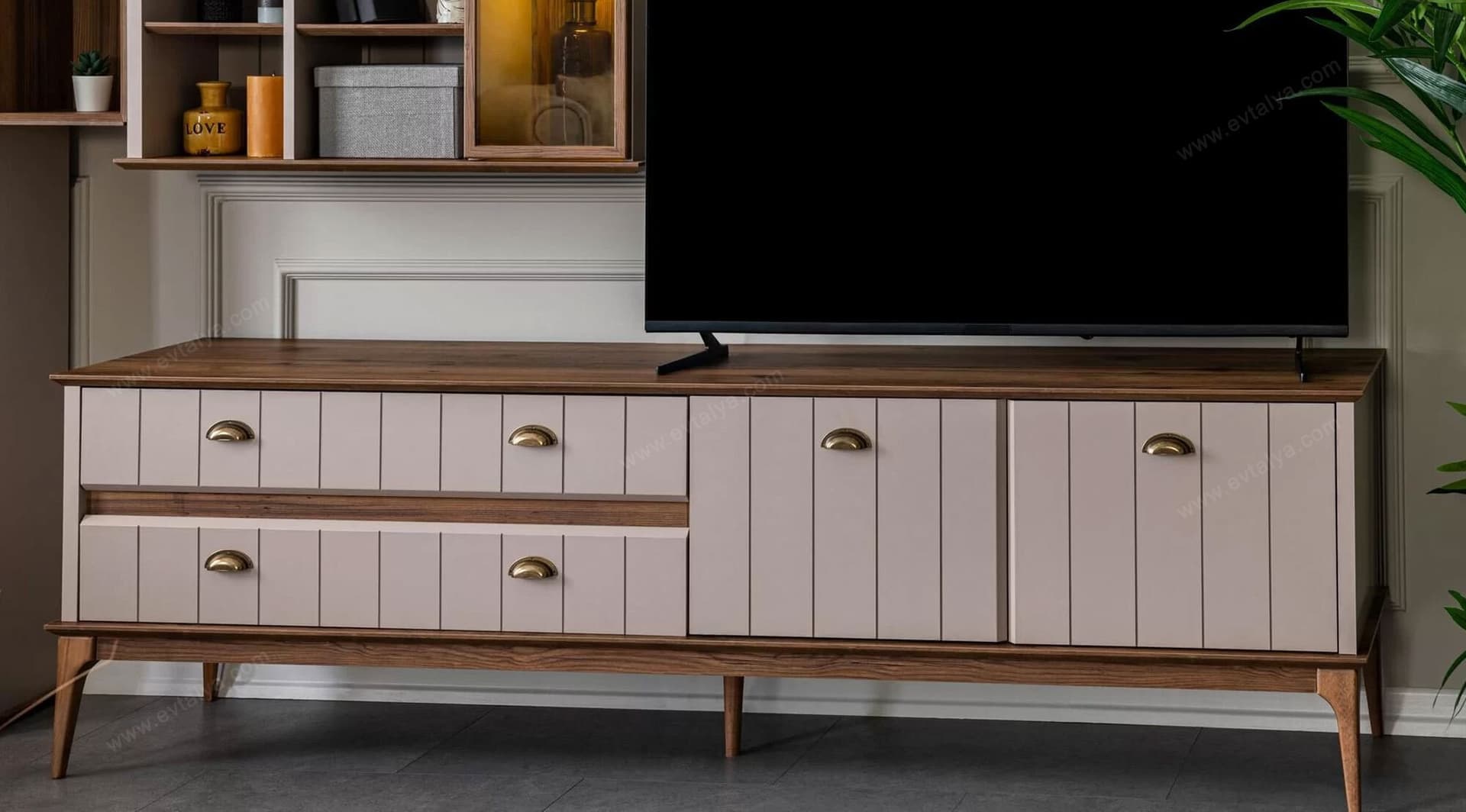 Gusto Tv Ünitesi 5