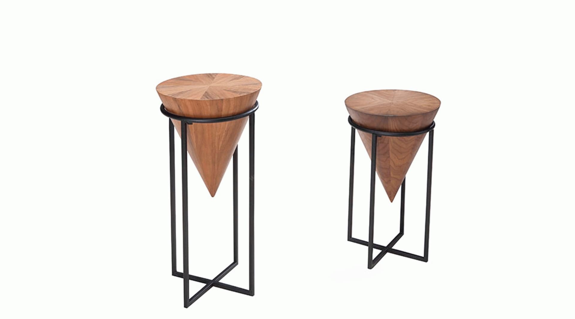 Konik Masif Yuvarlak Metal Yan Sehpa - Image 1