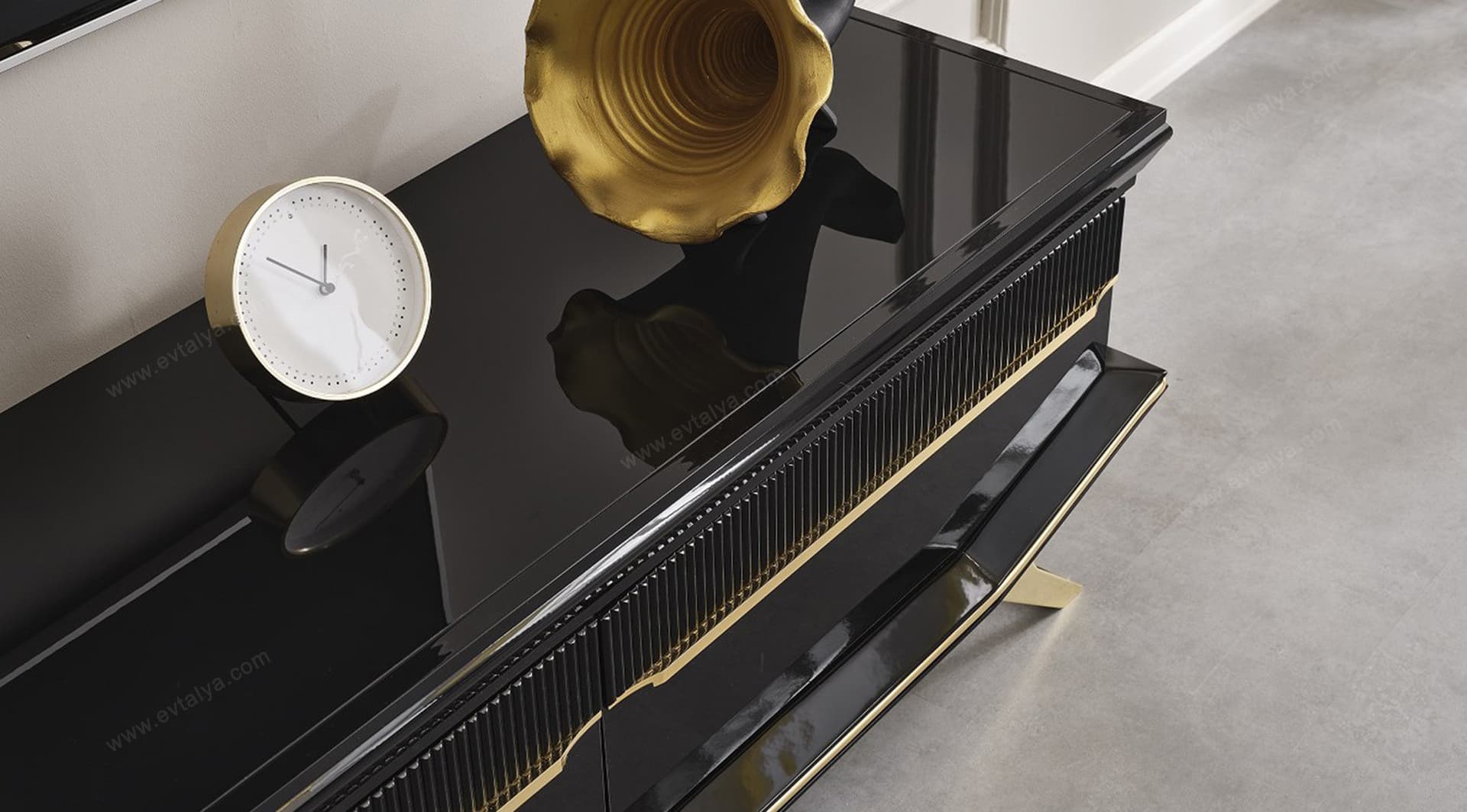 Masarati Siyah Gold Tv Ünitesi - Image 6