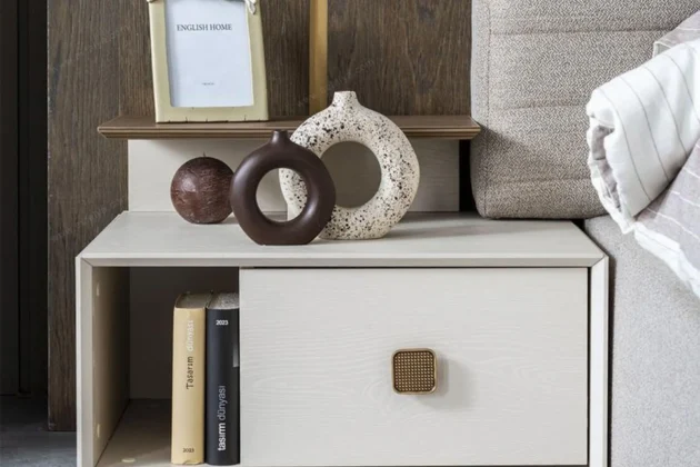 Orjin Ahşap, Ekru Komodin